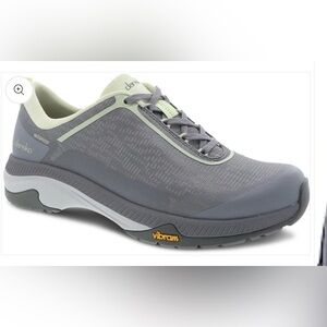 Dansko Makayla 38 Walking Hiking Waterproof Shoes Woman’s 8 Natural Arch Plus